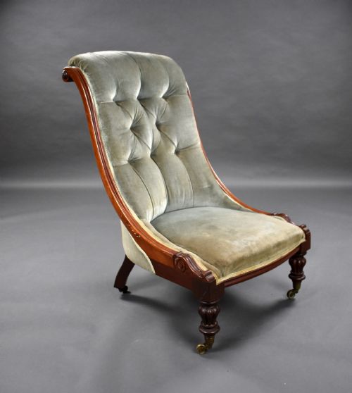 Victorian Mahogany Ladies Chair