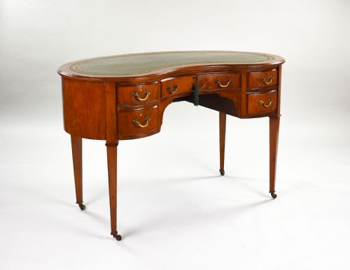 Edwardian Mahogany Kidney Shaped Desk