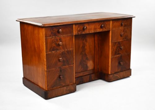 Victorian Flame Mahogany Kneehole Desk