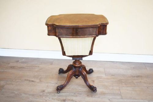 19TH CENTURY VICTORIAN BURR WALNUT WORK TABLE - ADDITIONAL PHOTO 1