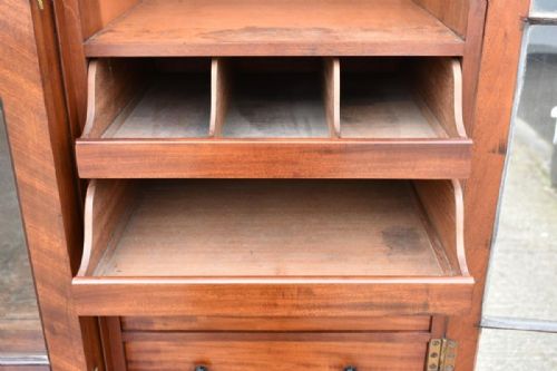 19TH CENTURY GEORGE III MAHOGANY BREAKFRONT BOOKCASE - ADDITIONAL PHOTO 15