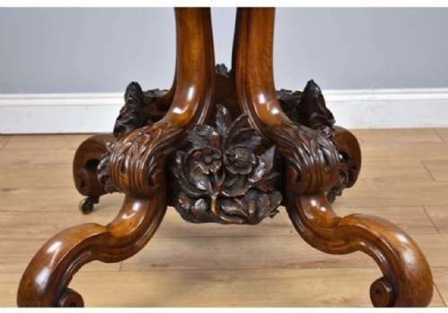 19TH CENTURY ENGLISH VICTORIAN BURR WALNUT LOO TABLE - ADDITIONAL PHOTO 13