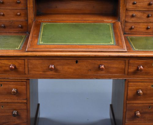 VICTORIAN MAHOGANY DICKENS DESK - ADDITIONAL PHOTO 2