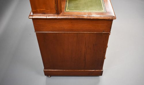 VICTORIAN MAHOGANY DICKENS DESK - ADDITIONAL PHOTO 4
