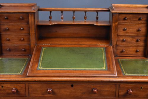 VICTORIAN MAHOGANY DICKENS DESK - ADDITIONAL PHOTO 8