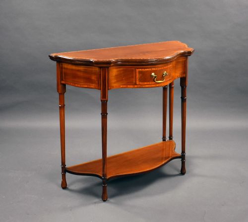 Edwardian Mahogany Serpentine Card Table