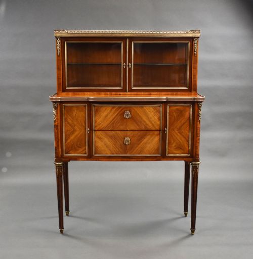 19TH CENTURY FRENCH WALNUT GLASS TOP COMMODE - ADDITIONAL PHOTO 1