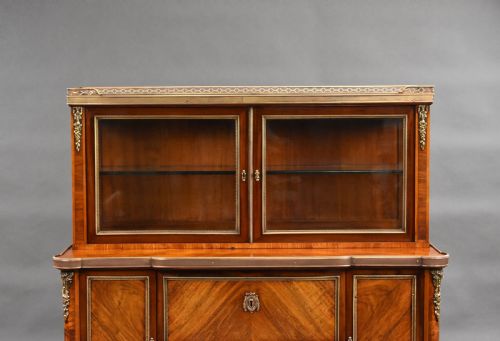 19TH CENTURY FRENCH WALNUT GLASS TOP COMMODE - ADDITIONAL PHOTO 2