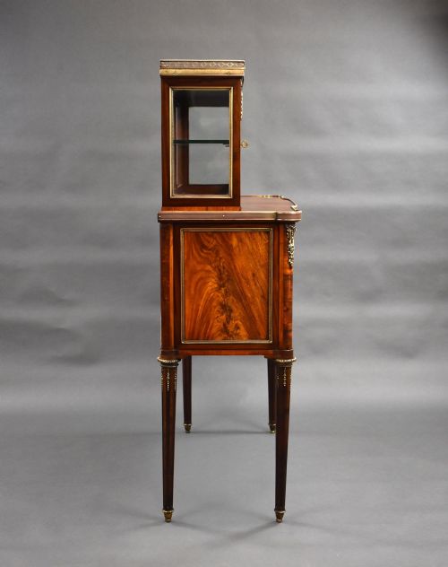 19TH CENTURY FRENCH WALNUT GLASS TOP COMMODE - ADDITIONAL PHOTO 11