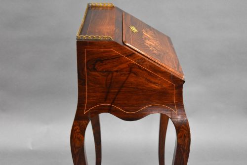 19TH CENTURY FRENCH ROSEWOOD BUREAU DE DAME - ADDITIONAL PHOTO 9