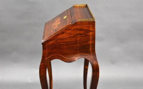 19TH CENTURY FRENCH ROSEWOOD BUREAU DE DAME - ADDITIONAL PHOTO 10