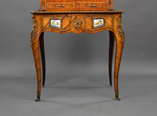 19TH CENTURY WALNUT BONHEUR DU JOUR - ADDITIONAL PHOTO 3