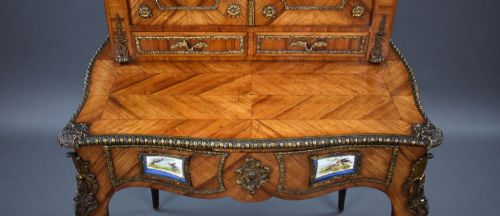 19TH CENTURY WALNUT BONHEUR DU JOUR - ADDITIONAL PHOTO 5