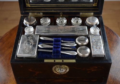 VICTORIAN ROSEWOOD TRAVELLING VANITYJEWELLERY BOX - ADDITIONAL PHOTO 9