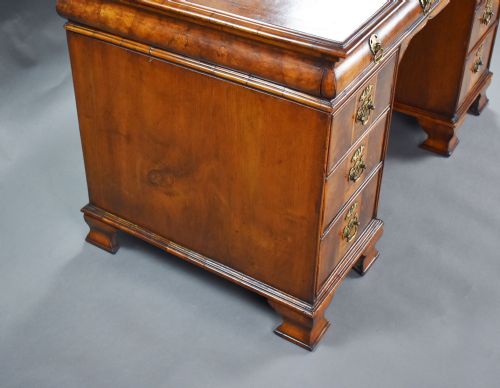 ANTIQUE FIGURED WALNUT PEDESTAL DESK - ADDITIONAL PHOTO 8