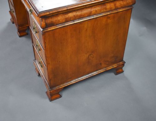 ANTIQUE FIGURED WALNUT PEDESTAL DESK - ADDITIONAL PHOTO 9