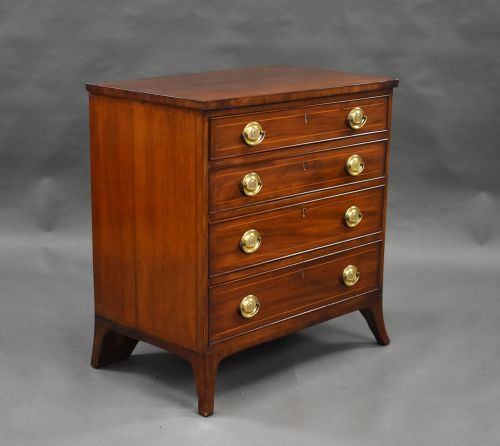 Small Regency Mahogany Chest of Drawers