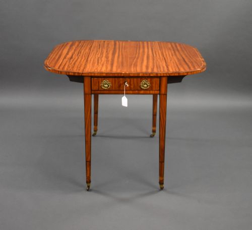 GEORGE III SATINWOOD PEMBROKE TABLE - ADDITIONAL PHOTO 3