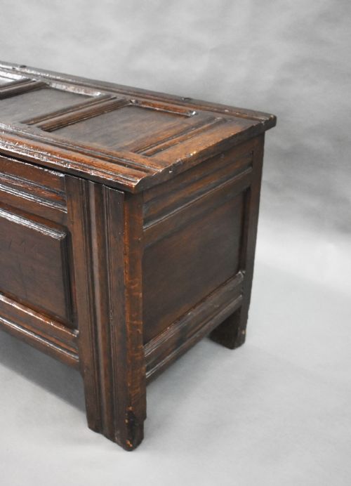 17TH CENTURY OAK MARRIAGE CHEST - ADDITIONAL PHOTO 8