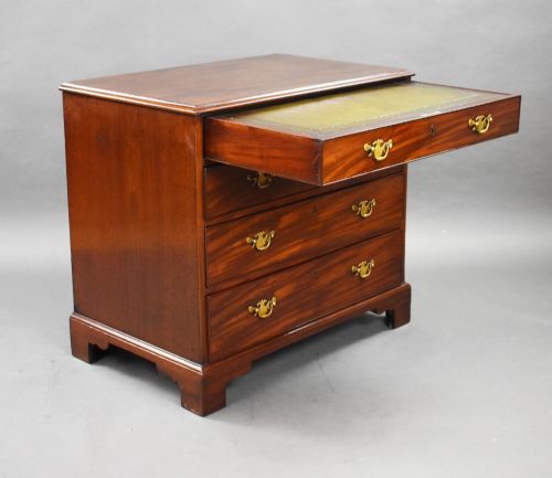 GEORGE II MAHOGANY DRESSING CHEST OF DRAWERS - ADDITIONAL PHOTO 1