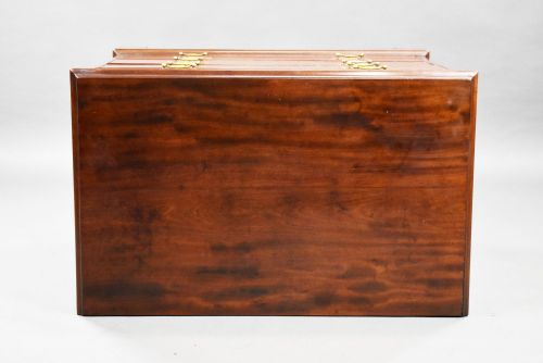 GEORGE II MAHOGANY DRESSING CHEST OF DRAWERS - ADDITIONAL PHOTO 5