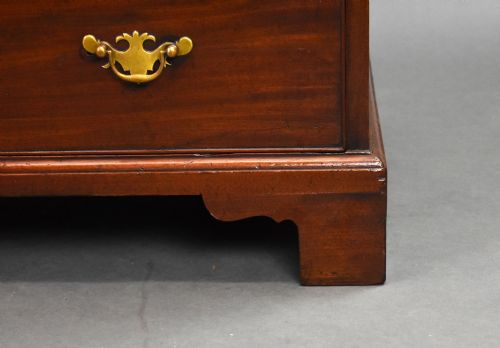 GEORGE II MAHOGANY DRESSING CHEST OF DRAWERS - ADDITIONAL PHOTO 9