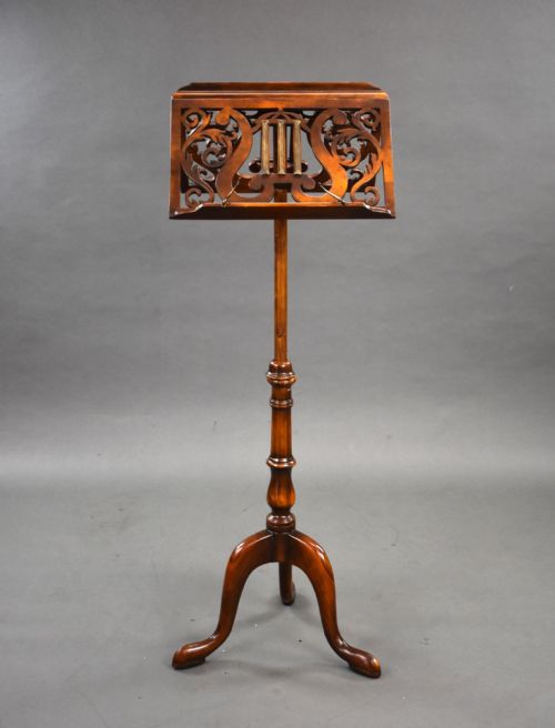 Victorian Mahogany Duet Stand