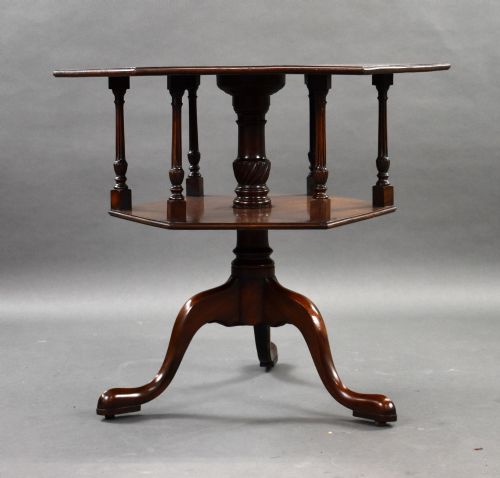 GEORGE III MAHOGANY HEXAGONAL TABLE - ADDITIONAL PHOTO 5