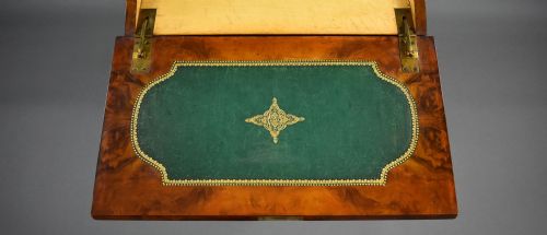 VICTORIAN BURR WALNUT DAVENPORT - ADDITIONAL PHOTO 11