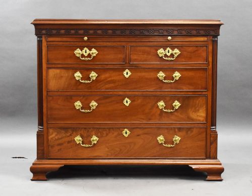 GEORGE III WALNUT CHEST OF DRAWERS - ADDITIONAL PHOTO 1