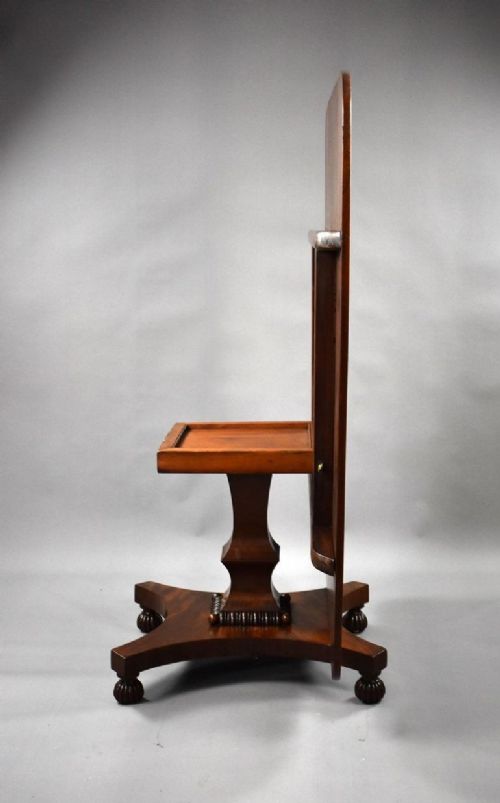 fig 2. Regency Mahogany Breakfast Table