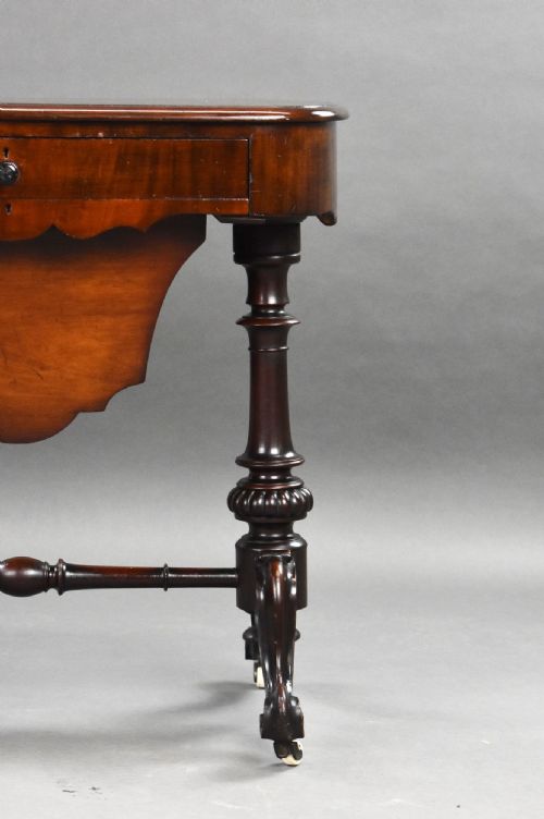 VICTORIAN MAHOGANY WORK TABLE - ADDITIONAL PHOTO 9