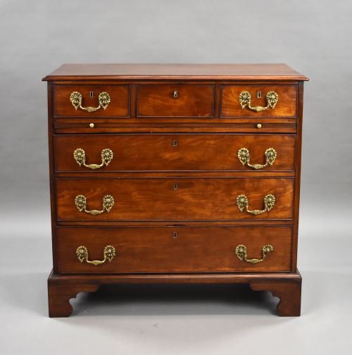 fig 1. George III Mahogany Chest of Drawers