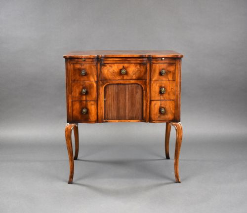 ANTIQUE YEW WOOD CHEST - ADDITIONAL PHOTO 1