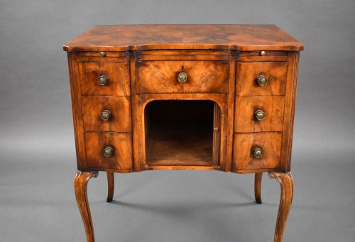 ANTIQUE YEW WOOD CHEST - ADDITIONAL PHOTO 6
