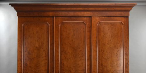 fig 1. Victorian Plumb Pudding Mahogany Wardrobe