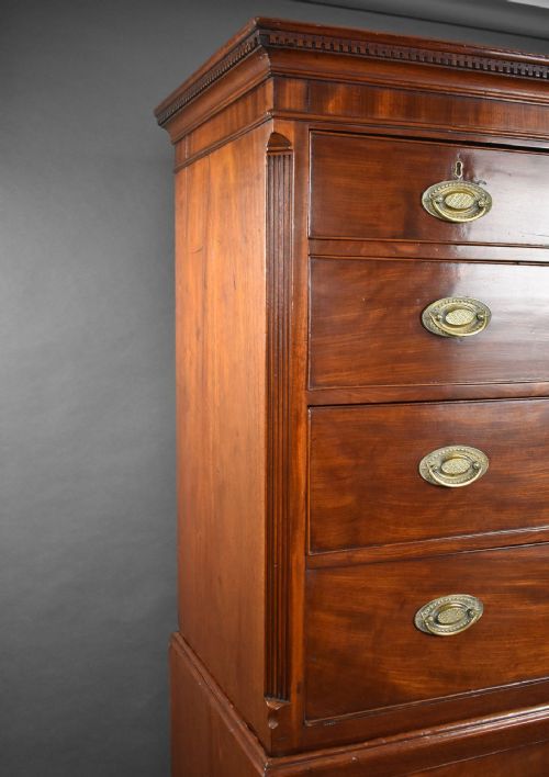 GEORGE III MAHOGANY CHEST ON CHEST - ADDITIONAL PHOTO 3