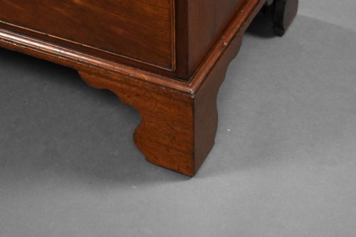 GEORGE III MAHOGANY CHEST ON CHEST - ADDITIONAL PHOTO 6