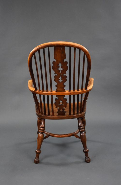 ANTIQUE YEW ELM WINDSOR ARMCHAIR - ADDITIONAL PHOTO 3