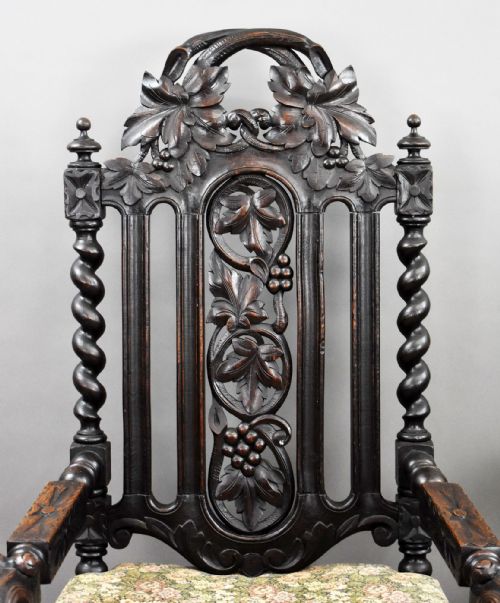 NEAR PAIR LATE 19TH CENTURY CARVED THRONE CHAIRS - ADDITIONAL PHOTO 5