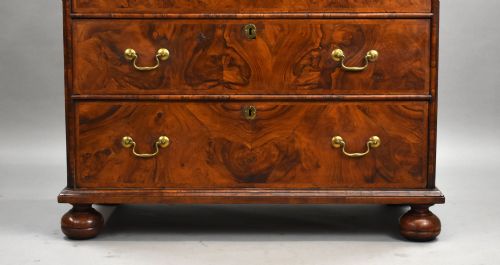 GEORGE III BURR WALNUT CHEST OF DRAWERS - ADDITIONAL PHOTO 4