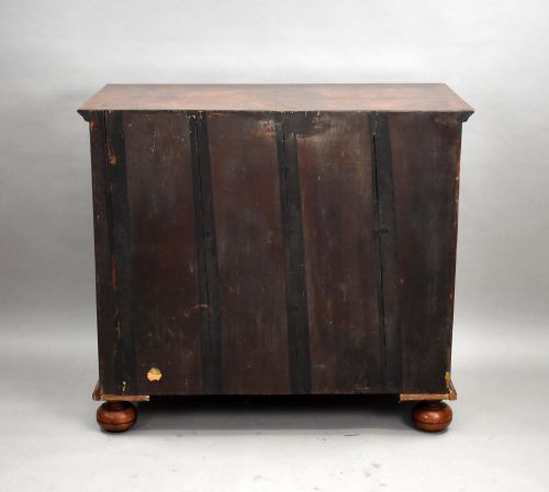 GEORGE III BURR WALNUT CHEST OF DRAWERS - ADDITIONAL PHOTO 7