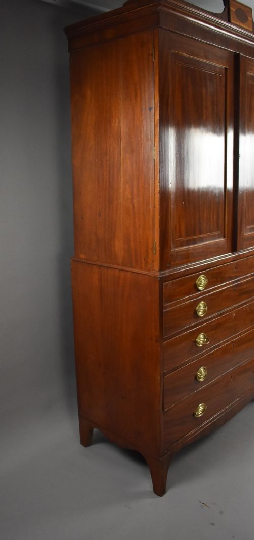 fig 3. George III Mahogany Secretaire Linen Press