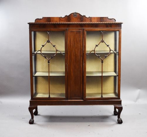 EDWARDIAN MAHOGANY DISPLAY CABINET - ADDITIONAL PHOTO 1