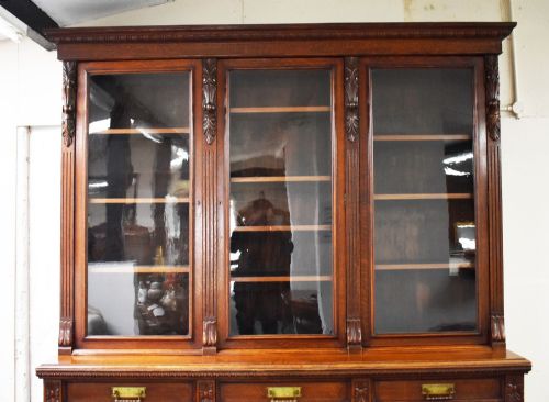 VICTORIAN CARVED OAK THREE DOOR BOOKCASE - ADDITIONAL PHOTO 1