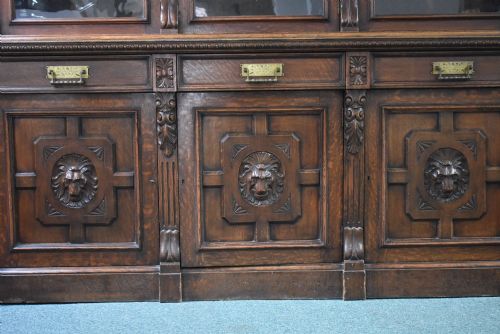 VICTORIAN CARVED OAK THREE DOOR BOOKCASE - ADDITIONAL PHOTO 4