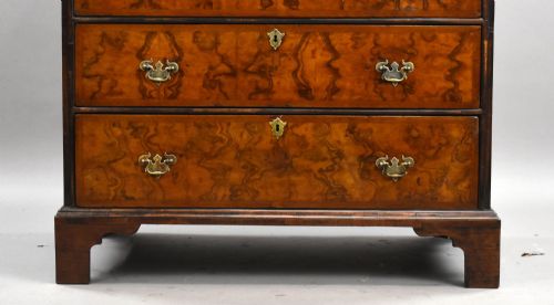 GEORGE III BURR WALNUT CHEST OF DRAWERS - ADDITIONAL PHOTO 6