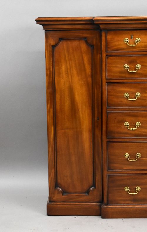 VICTORIAN MAHOGANY SIDEBOARD - ADDITIONAL PHOTO 1
