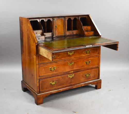 GEORGE I FIGURED WALNUT BUREAU - ADDITIONAL PHOTO 1