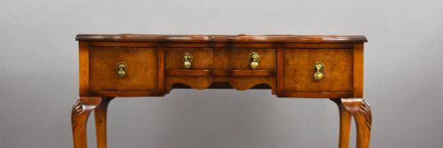 ANTIQUE QUEEN ANNE STYLE WALNUT WRITING TABLE - ADDITIONAL PHOTO 5